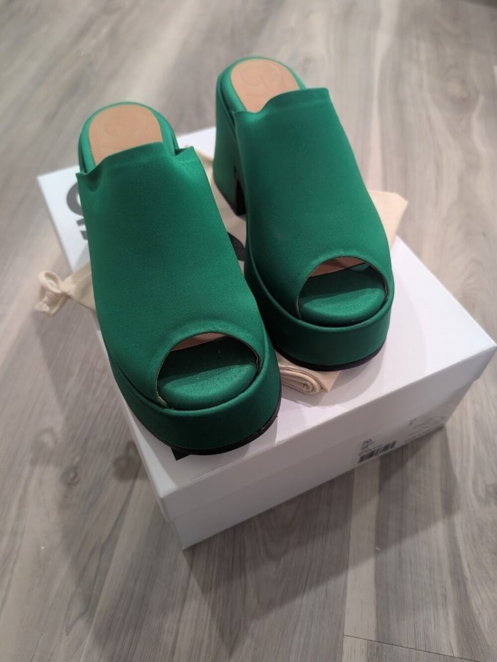 GANNI | Retro Satin Platform Wedge Mule In Kelly Green EU 38 - Picture 3 of 9